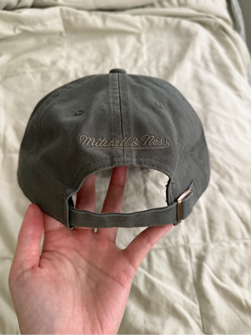 Mitchell & Ness MLB New York Yankees Olive Green Tonal Logo Adjustable Dad Hat - Picture 5 of 6